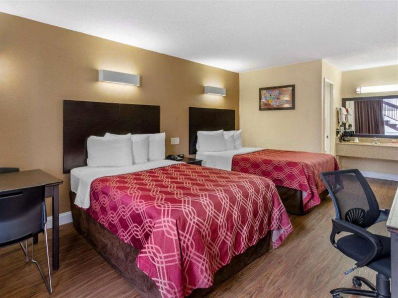 Econo Lodge Civic Center Roanoke Eksteriør billede