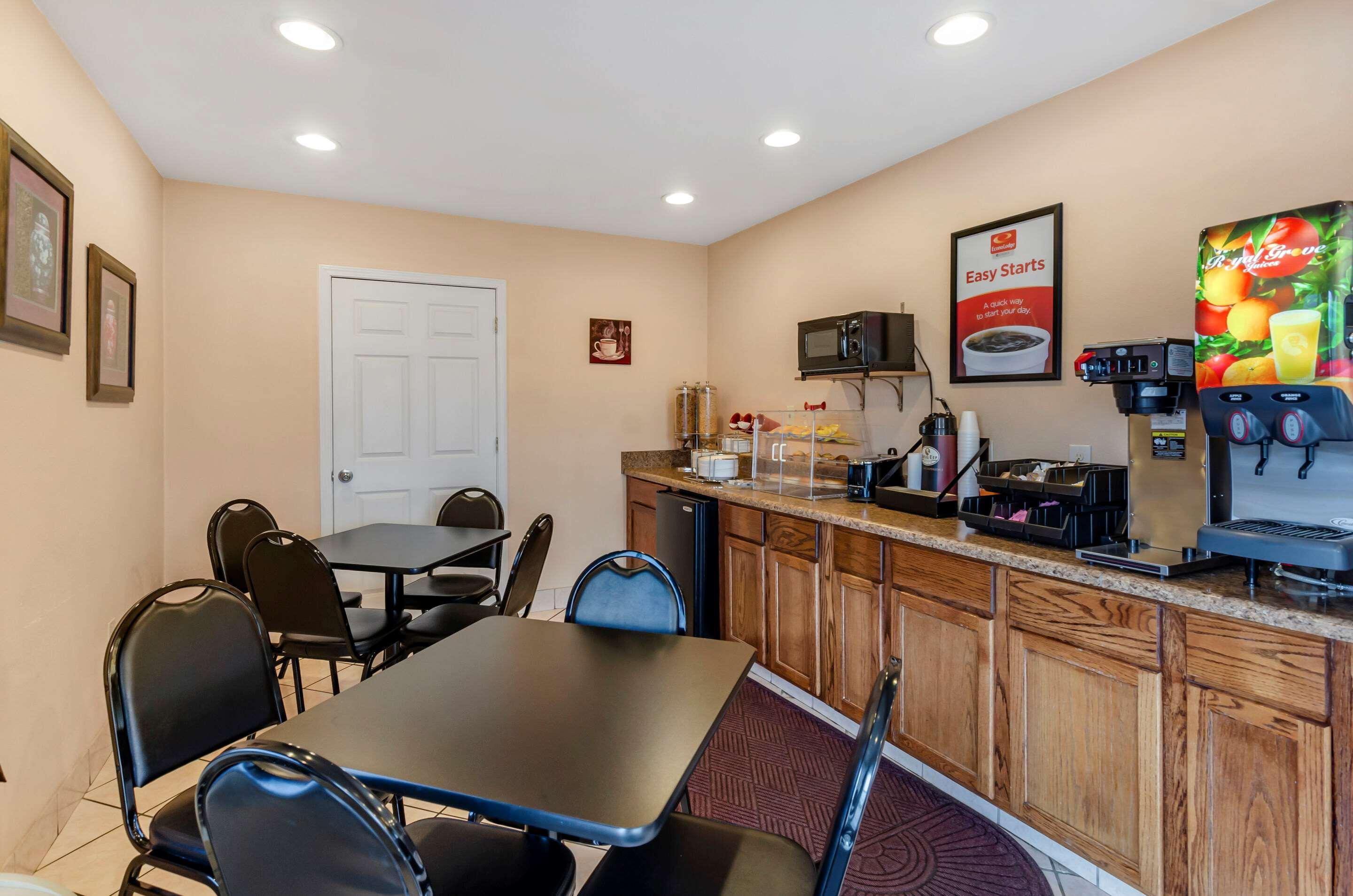 Econo Lodge Civic Center Roanoke Eksteriør billede